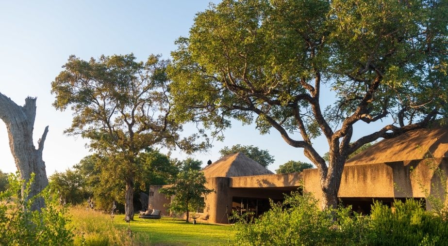 sabi-sabi-earth-lodge